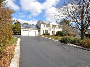 15 Todd Dr, Red Bank, NJ 07701