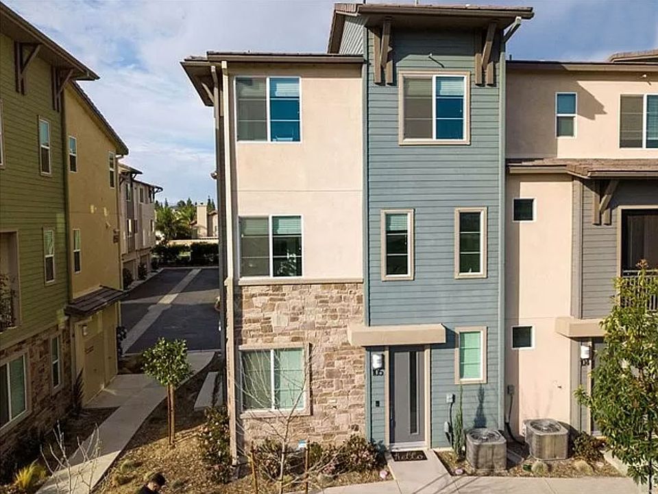 1st image of 838 Savi Dr #105