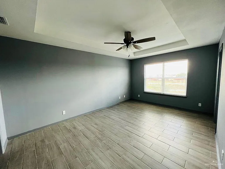 1702 Nassau St — Photo 12