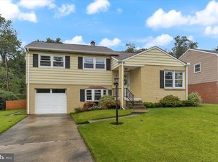 2240 Saint James Dr, Wilmington, DE 19808