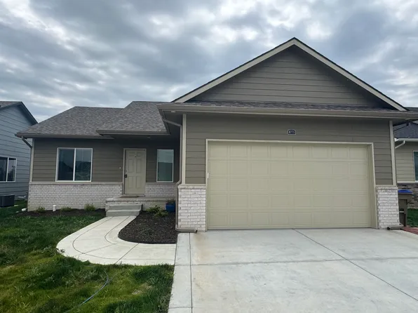 8771 E Summerside Pl, Wichita, KS 67226