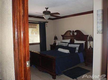 2nd image of 8620 SW 56th St