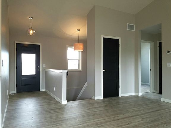 2nd image of N7980 Cypress Ct