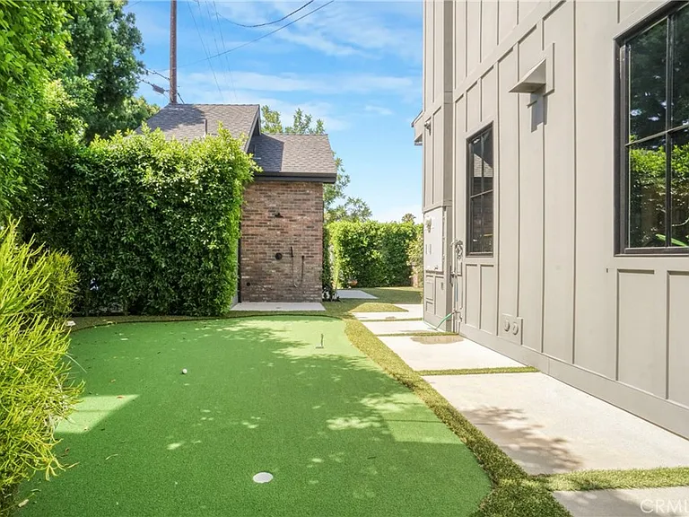 4961 Edgerton Ave — Photo 47
