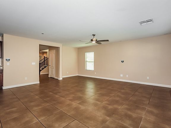 5th image of 5620 E Alder Ave