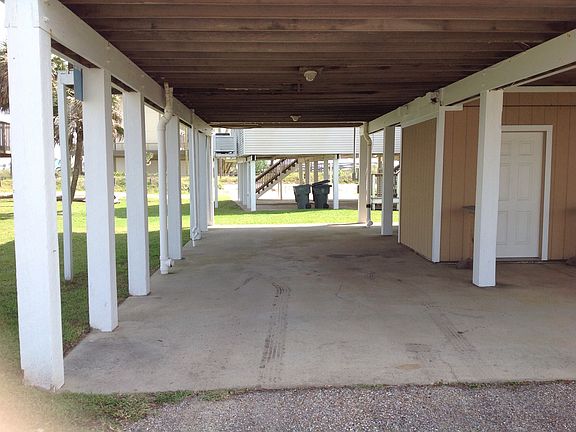 5th image of 21205 Gulf Dr