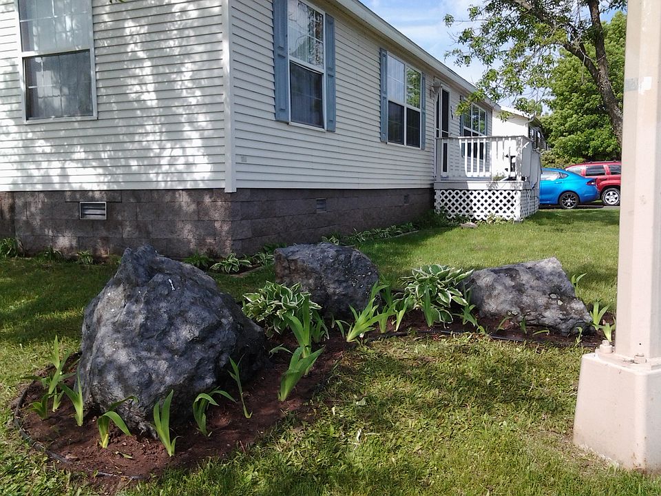 2nd image of 214 Anchor St