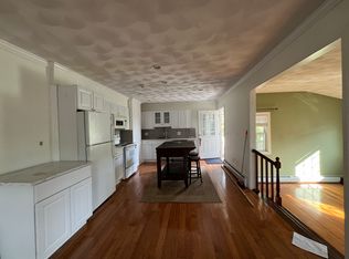 2799 Pawtucket Ave APT 4, East Providence, RI 02914