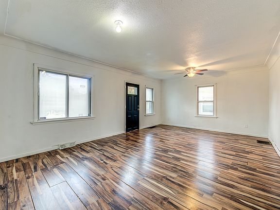 4th image of 219 Ames Pl