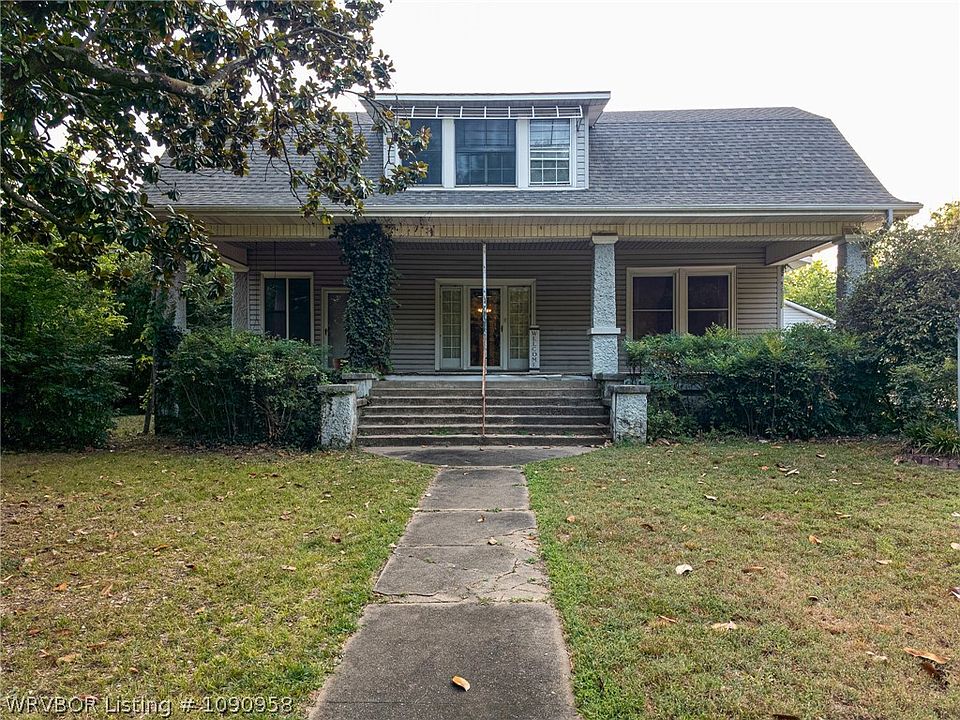 1st image of 425 Church Ave