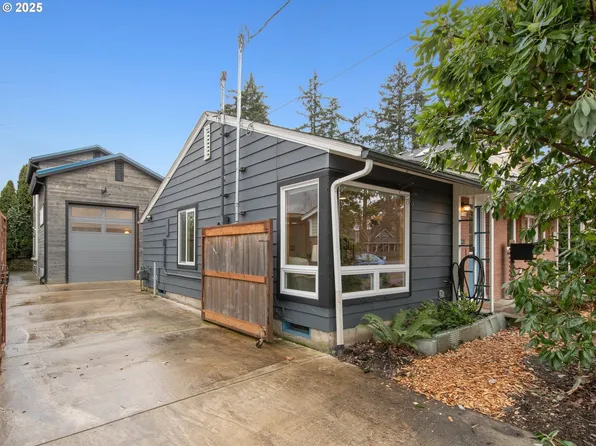 7100 N Columbia Way #A & B, Portland, OR 97203