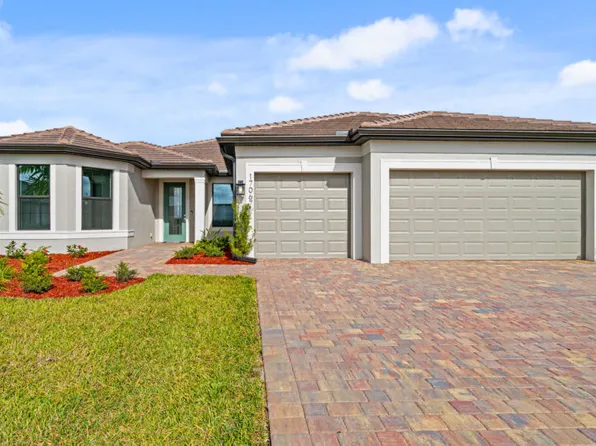 17067 Bishop Blvd, Alva, FL 33920