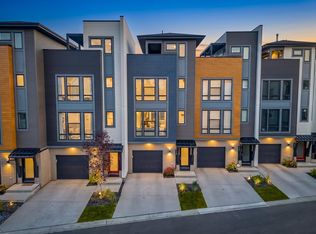 1304 Rutherford Rd SW #121, Edmonton, AB T6W0B4