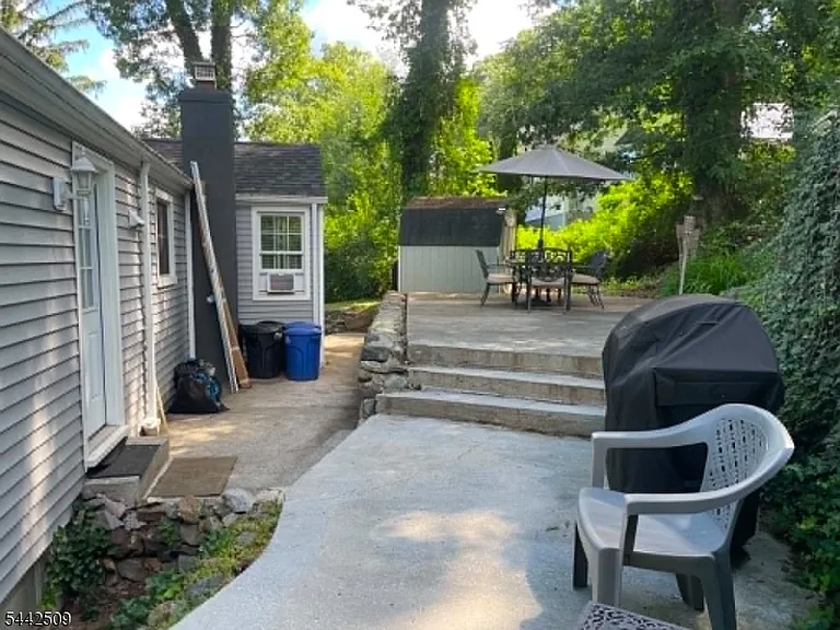 46 Oak Tree Ln — Photo 13