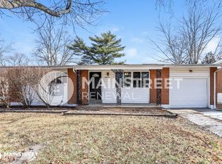 10316 Deem Dr, Saint Louis, MO 63136