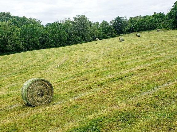 4th image of 2670 County Road 132