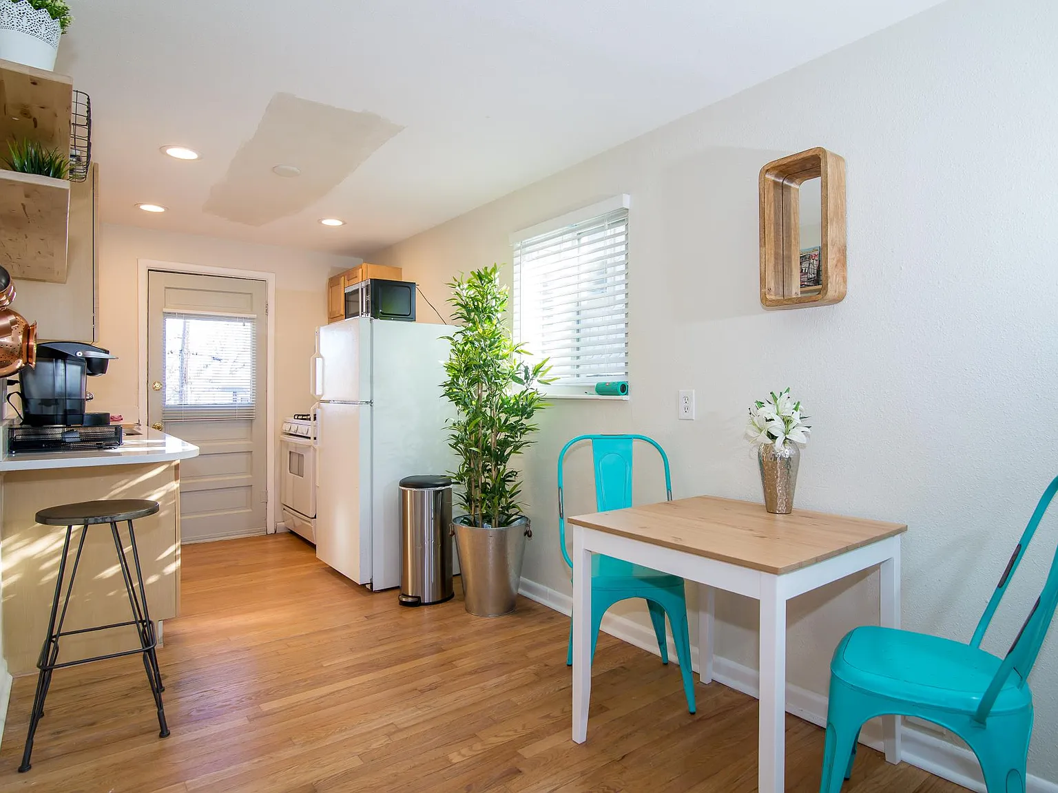 1 bed, 550 sqft, $1,900 — Photo 3