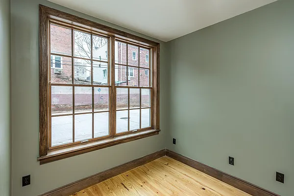 Rented by Nooklyn NYC LLC | media 45