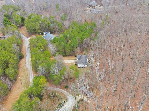 4th image of 158 Ridge Ln