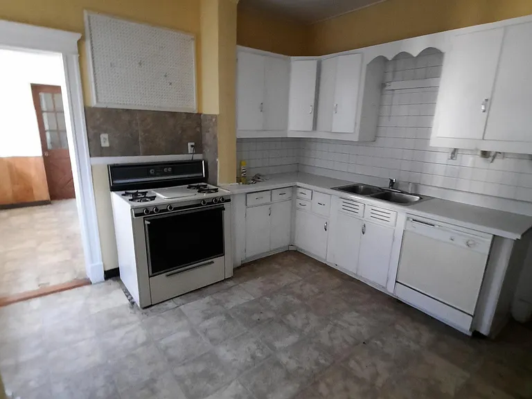 286 N McNeil St — Photo 6