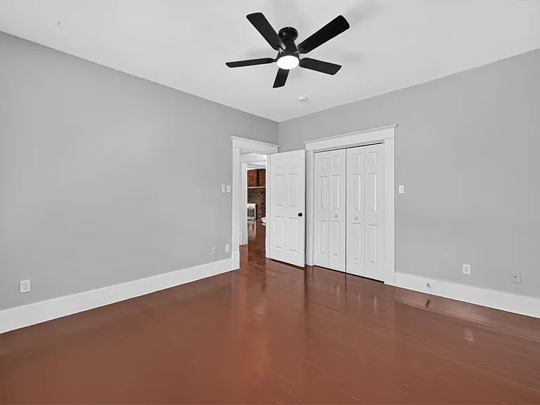 718 Haines Ave — Photo 16