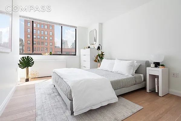 Rented by Compass | media 24