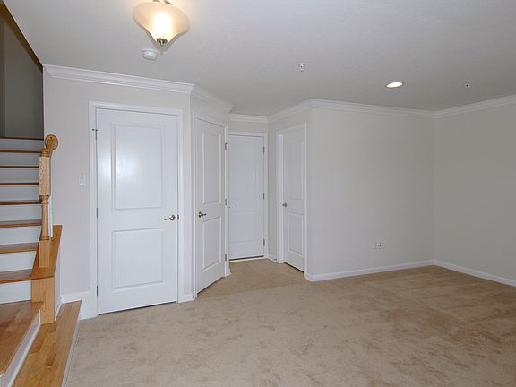 2nd image of 410 Fairmont Dr