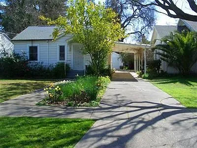 740 B St photo 1