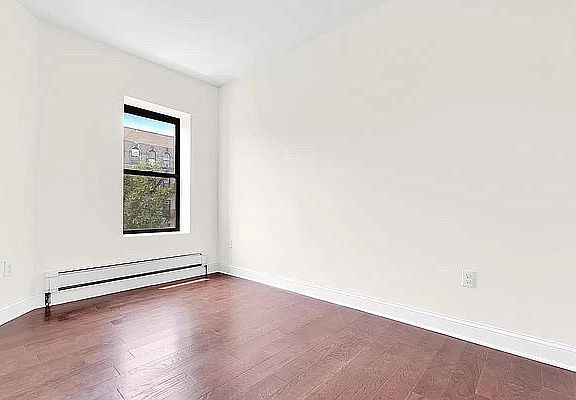 4th image of 245 E 116th St #3A