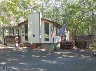 117 Game Trail Dr, Dingmans Ferry, PA 18328