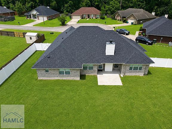 5th image of 1135 Montclair Dr