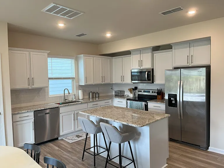 1501 Rhodes Pond St — Photo 10
