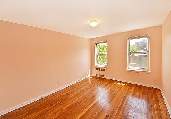 4th image of 65-35 Yellowstone Blvd #3A