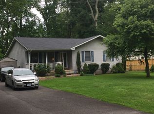 8005 Oak St, Manassas, VA 20111