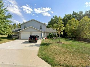 5579 E Pinehurst Ln, Columbia, MO 65202