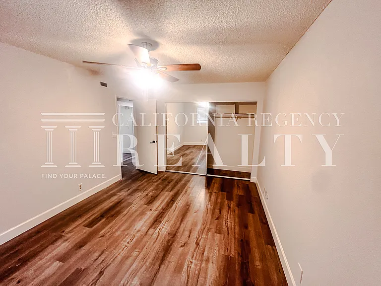 7047 Greenback Ln #A — Photo 10