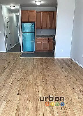 3rd image of 144 Jamaica Ave #5