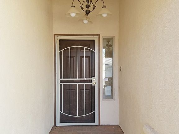 3rd image of 2654 S Pinedale Ave