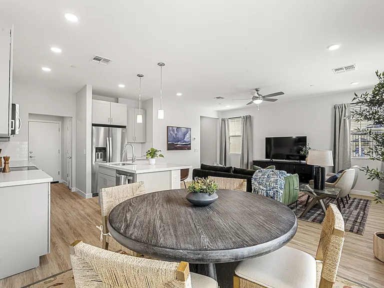 Avalon Townhomes — Photo 5
