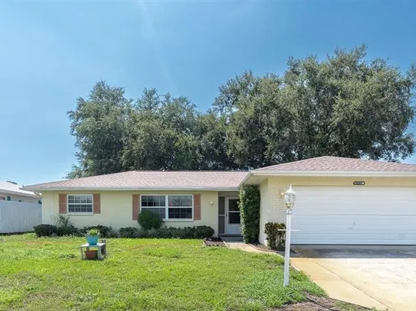 3209 Parkway Pl, Palm Harbor, FL 34684