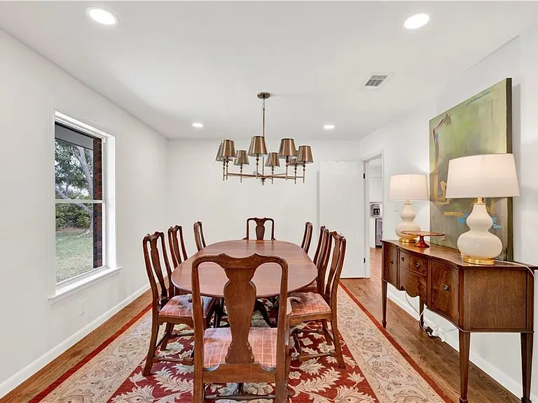 8960 Morphy Ave — Photo 18