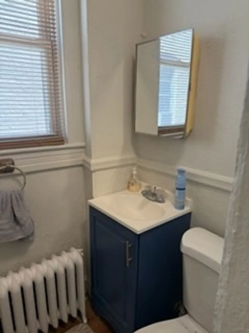 Charming 2BR Townhome in Baltimore — Photo 2