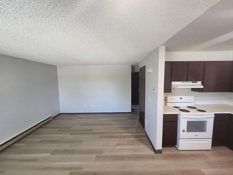 12210-12218 E Lenora Dr — Photo 4