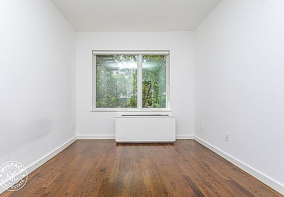 2nd image of 1209 Dekalb Ave APT 111