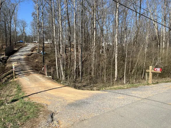 878 Oak Hills St, Chatsworth, GA 30705