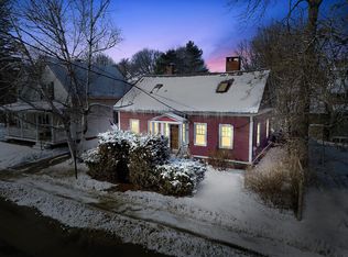 22 Pleasant St, Waterville, ME 04901