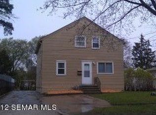 1221 9th Ave SE, Rochester, MN 55904