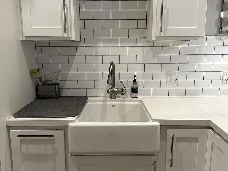 2788 James Dr — Photo 8