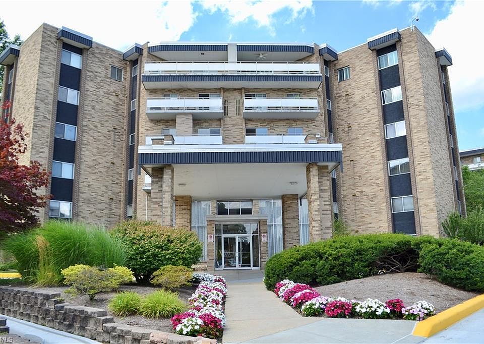 1st image of 2112 Acacia Park Dr APT 320