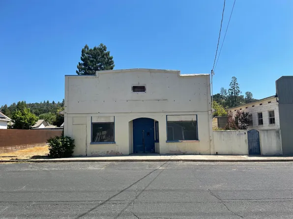 18669 Pine St, Tuolumne, CA 95379